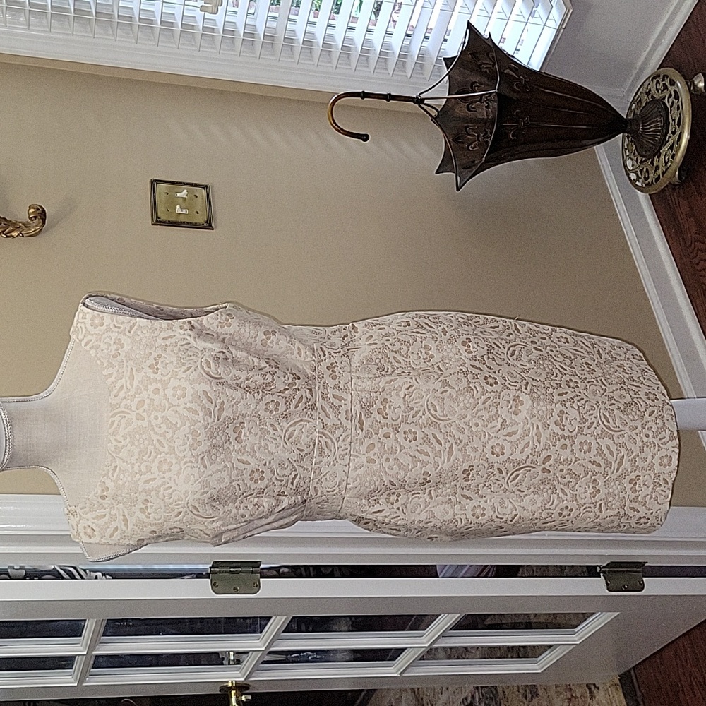 Megan Masters cream white floral lace print sleeveless dress low back sz 12 EUC…